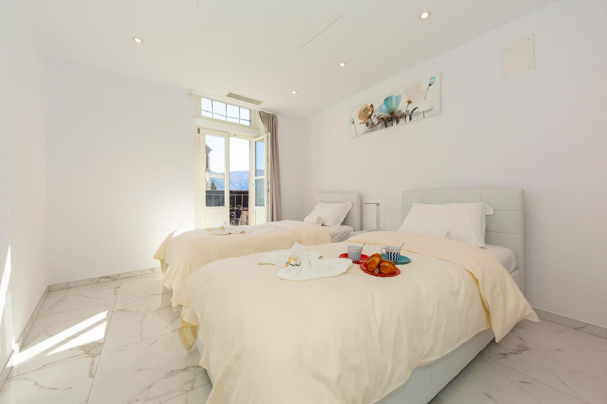 Yellow View Apartment - Happy Rentals Ronco sopra Ascona Zewnętrze zdjęcie
