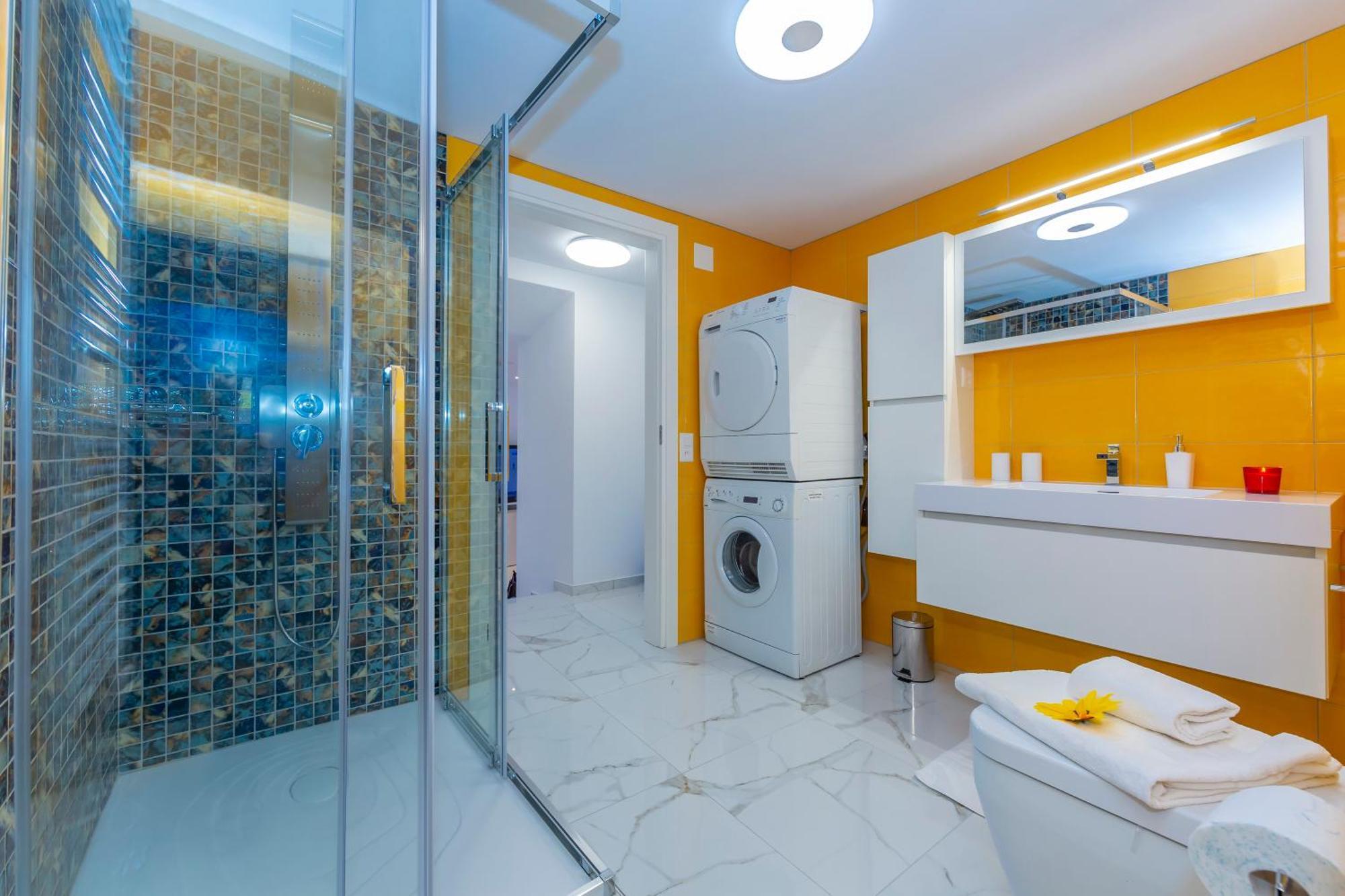 Yellow View Apartment - Happy Rentals Ronco sopra Ascona Zewnętrze zdjęcie